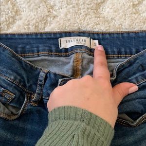 Bullhead women’s skinny jeans size 5 EUC.